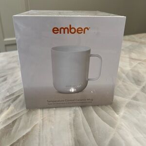 Ember White Temperature Control Ceramic Mug 10oz